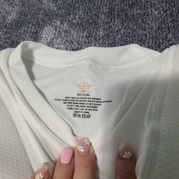 NWOT CCW Tactical Compression Concealed Carry Holster Shirt White Mens Small - Picture 3 of 5